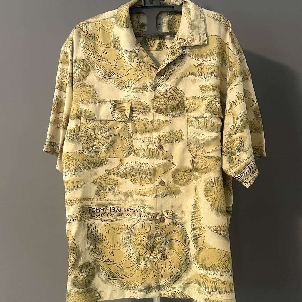Tommy Bahama Relax Hawaiian Shirt